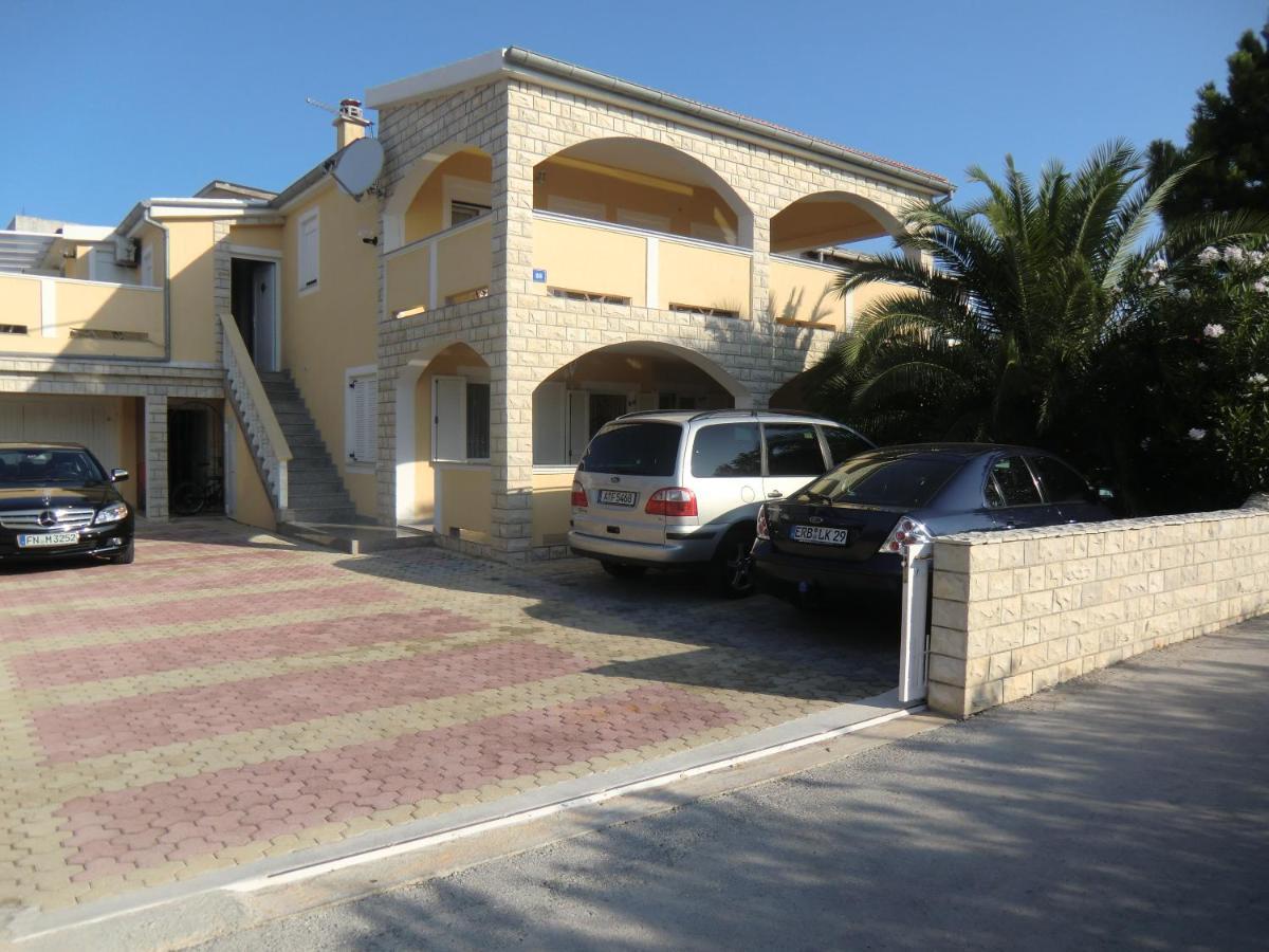 Ferien Haus Evita Auf Insel Vir - Wohnung I Екстериор снимка